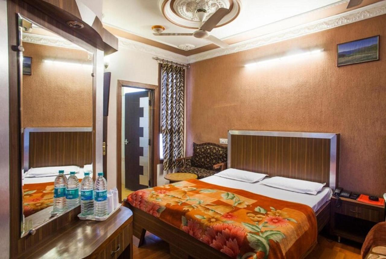 Hotel Novelty Jammu Exterior photo